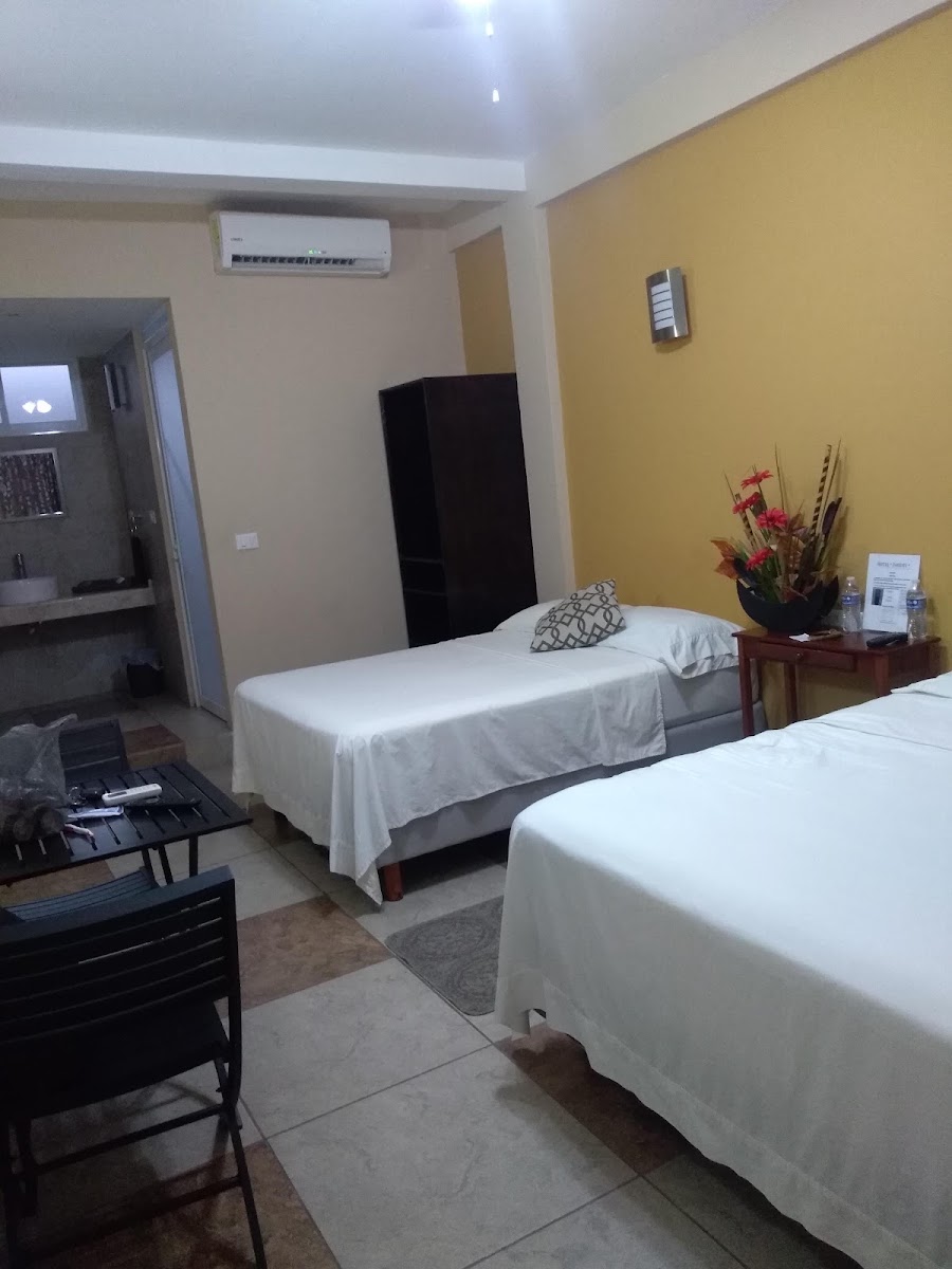 Hotel Faddey (antes hotel kin stakú)